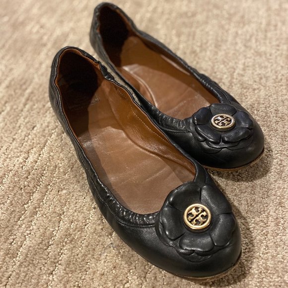 Tory Burch Shelby Floral Flats - Picture 1 of 6